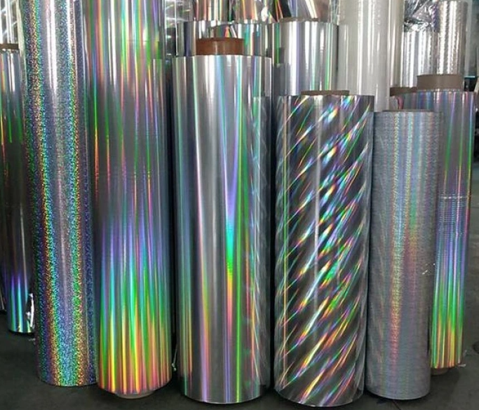 Holographic thermal lamination film Holographic thermal lamination film
